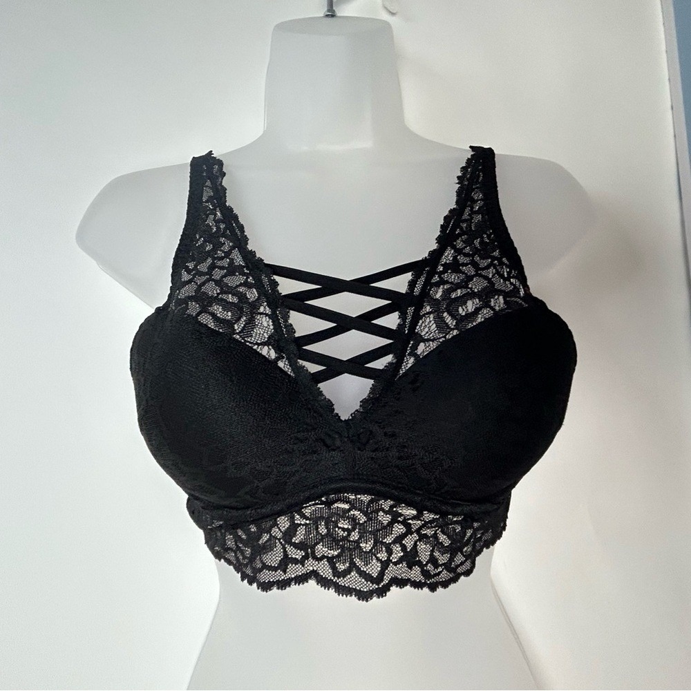 PINK Victoria's Secret Black Lace Sexy Goth Fairy Pushup Bra XS